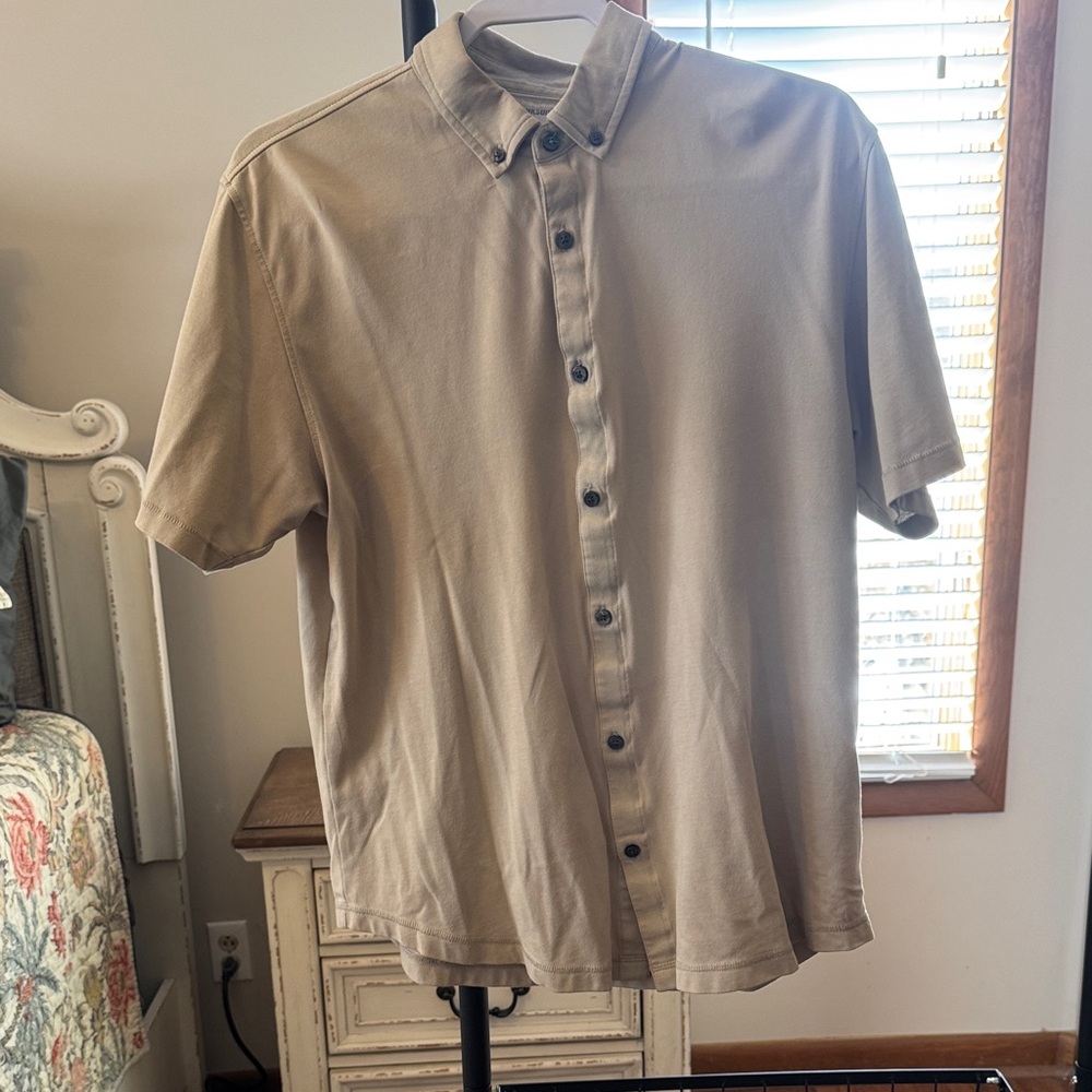 Linksoul Men's Beige Short Sleeve Button Down Shirt